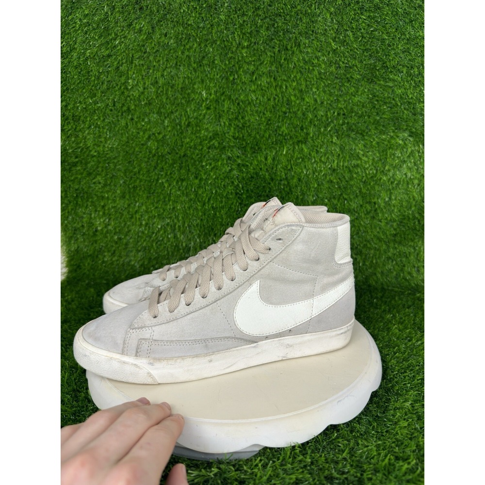 Nike Shoes Womens 8 Blazer Mid Vintage Lace Up Sneakers 917862-005 Grey Suede - Picture 4 of 10